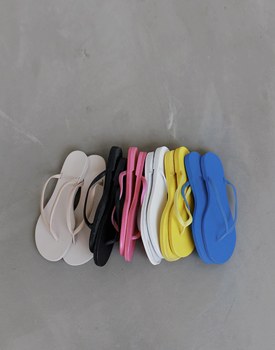 Candy flip flops - 6c