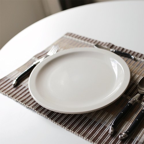Retro dinner plate - solid