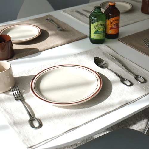 Retro plate
