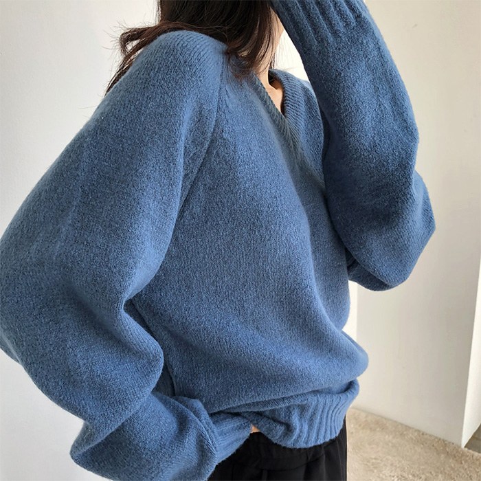 Reni Vneck Knit Top