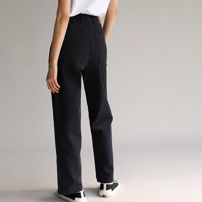 Square pocket pants