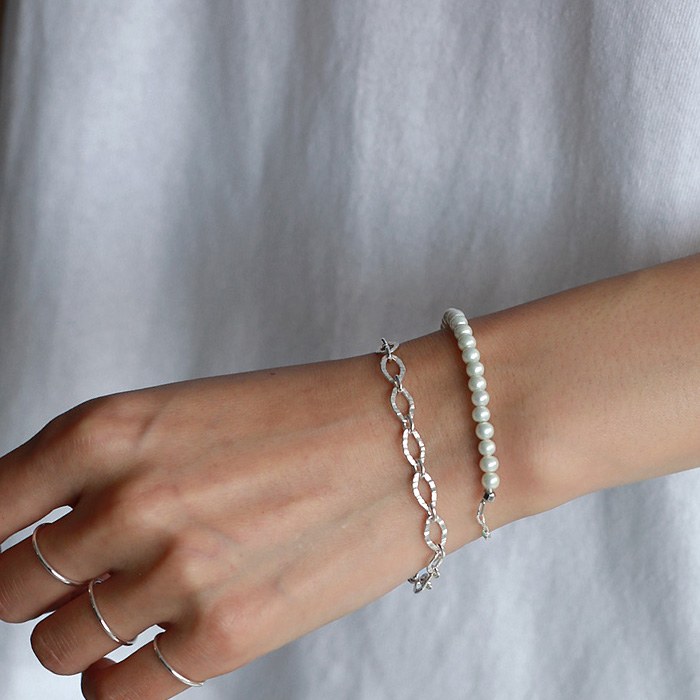 Pearl colored silver bracelet