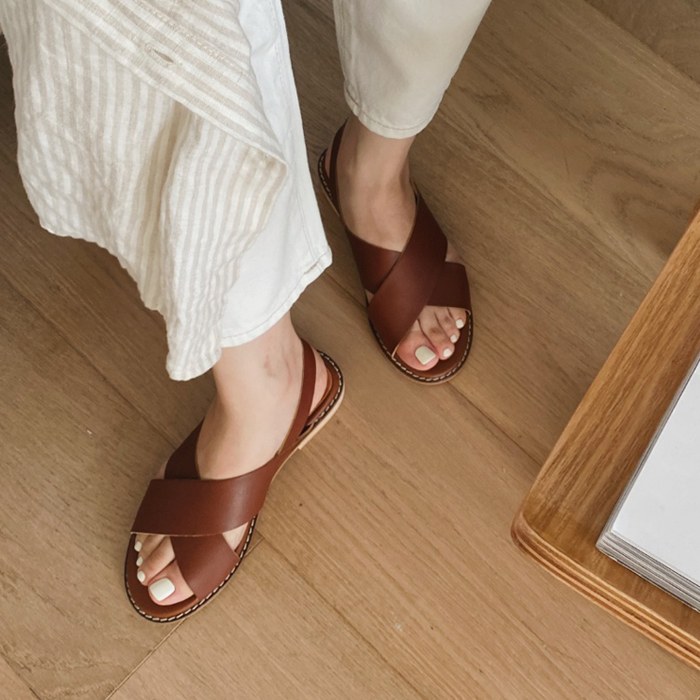 Melin sandals