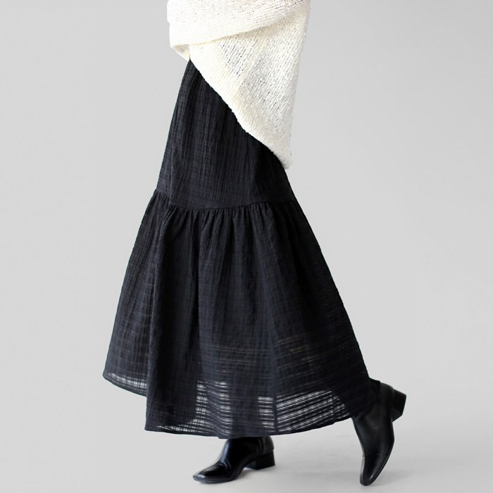 Julian Skirt