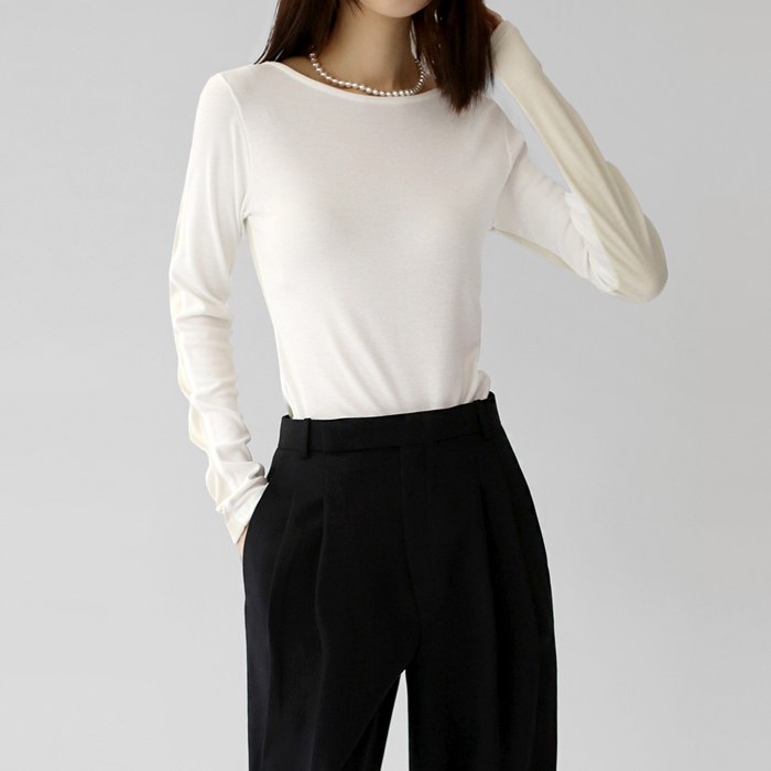 Two-tone slim tee