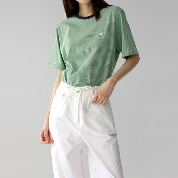Neckline color combination stripe tee