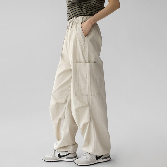 Loose fit carpenter pants