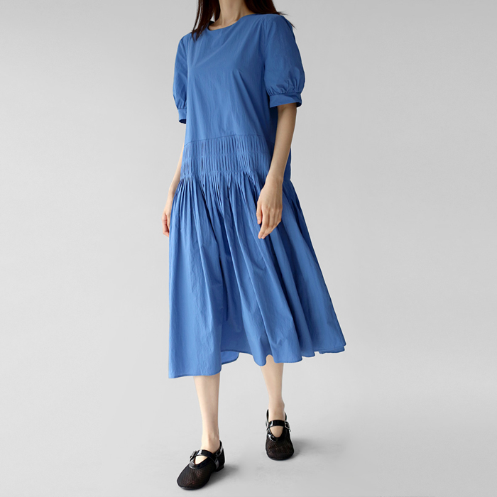 Pleats color block long one-piece