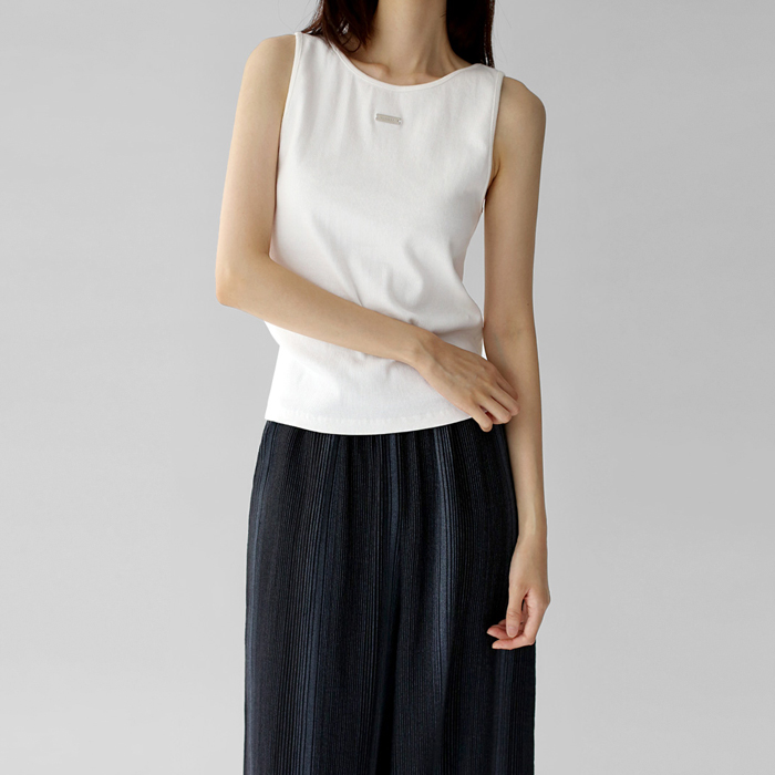 Emble tank top