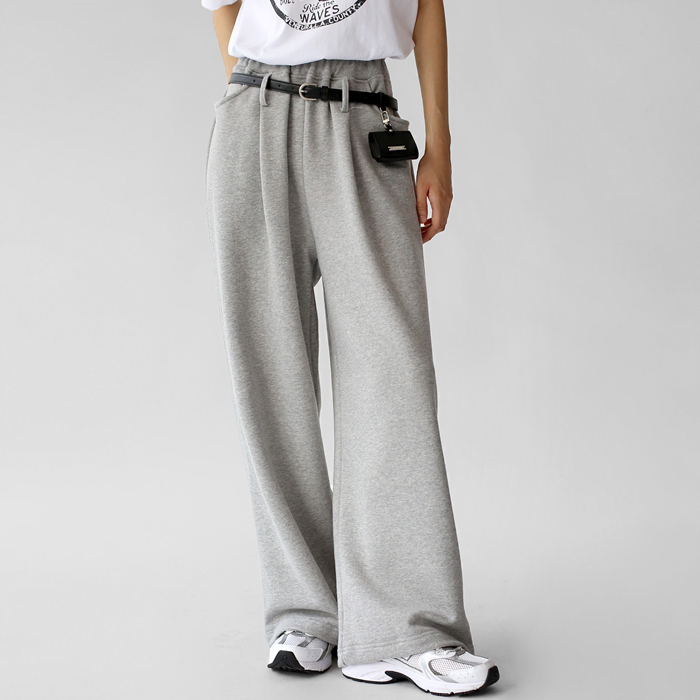 Belt loop training pants