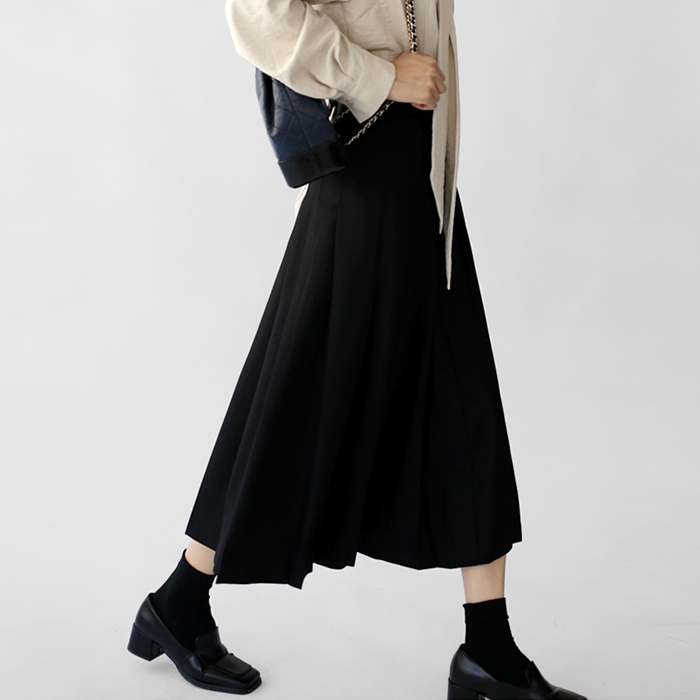 Noi pleated skirt