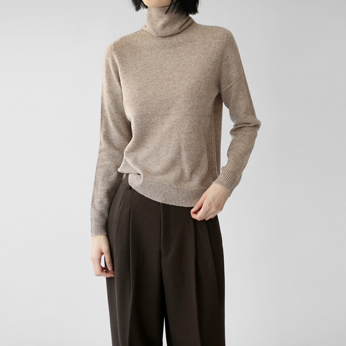 【秋冬新品95折】高腰针织上衣