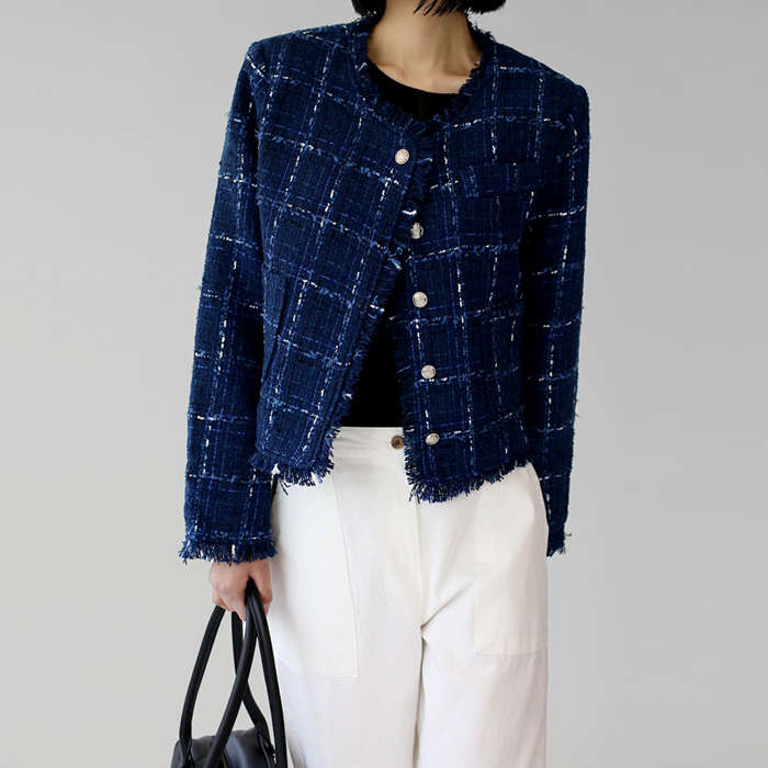 【新品上市，享7%折扣 - 截止9日上午11点】沙色七件套粗花呢外套