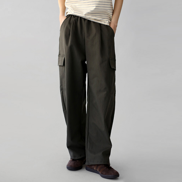 【新品上市 7% 折扣 - 截止至 15 日上午 11 点】Mike 细带裤