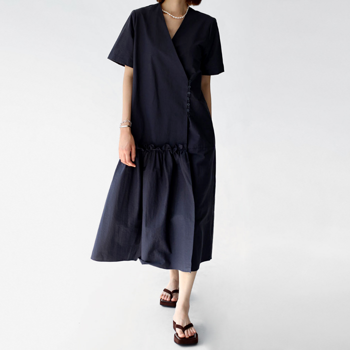【新品7折 - 截止至26日上午11点】系带抽绳半身裙