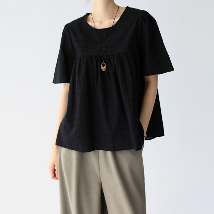 【新品7%折扣 - 截止至24日上午11点】刺绣褶皱衬衫